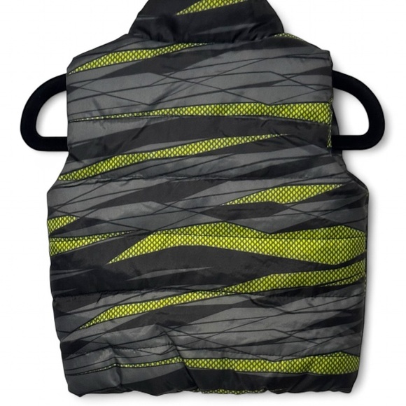 Puma Black and Lime Patterned Vest. Boys 3-6 months - Picture 3 of 4